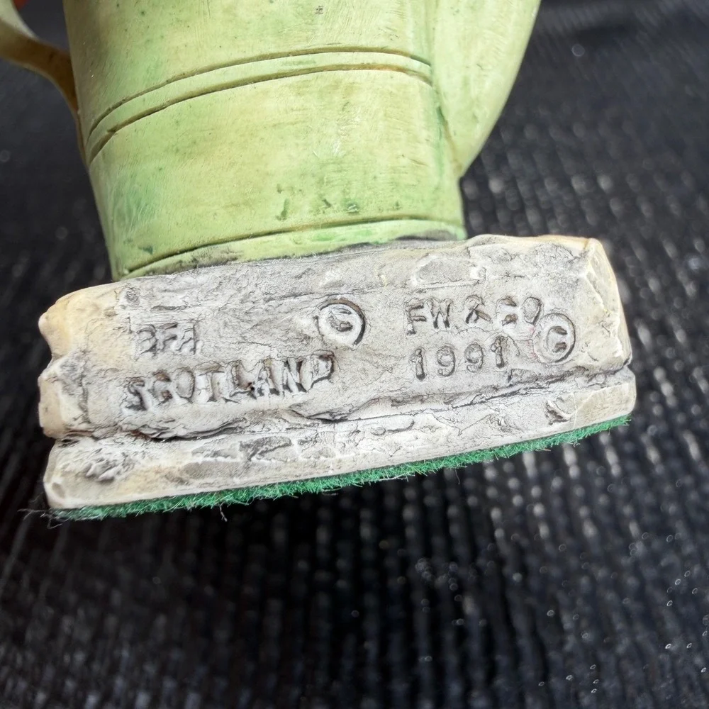 Beatrix Potter Cat W Watering Can Figurine Border‎ Fine Arts F Warne & Co 1991